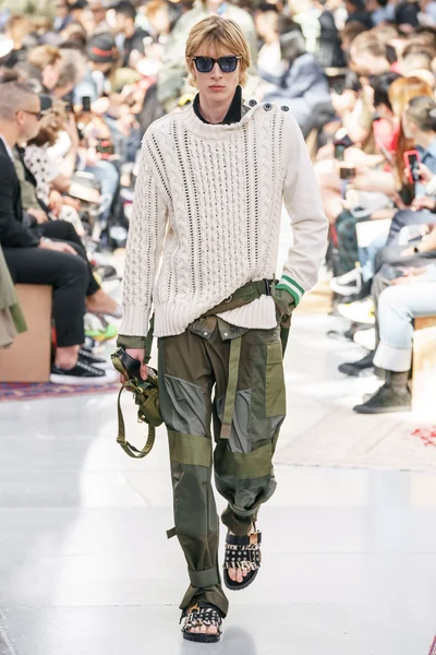 Look 22